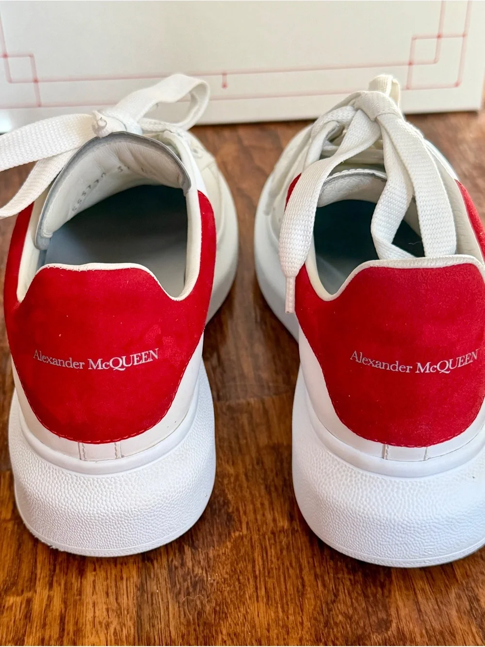 Alexander McQueen alexander mcqueen